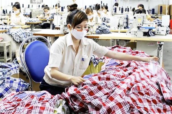 Hoạt động sản xuất của Tổng Công ty Khánh Việt, một trong những đơn vị có số nộp ngân sách lớn.